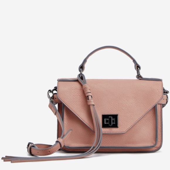 JustFab Handbags - DONATING 2xHP 💕 Rossi Crossbody Bag